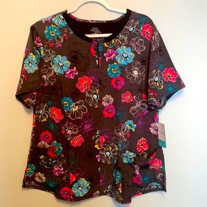 Cherokee infinity size extra large scrub top brand new